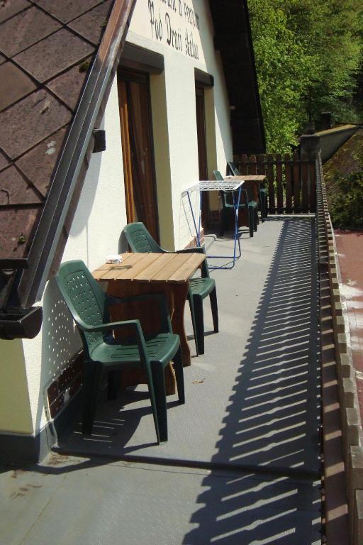 Restaurant A Penzion Pod Draci Skalou Karlstejn Room photo